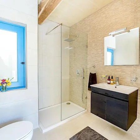 Hétvégi ház Ta Rena